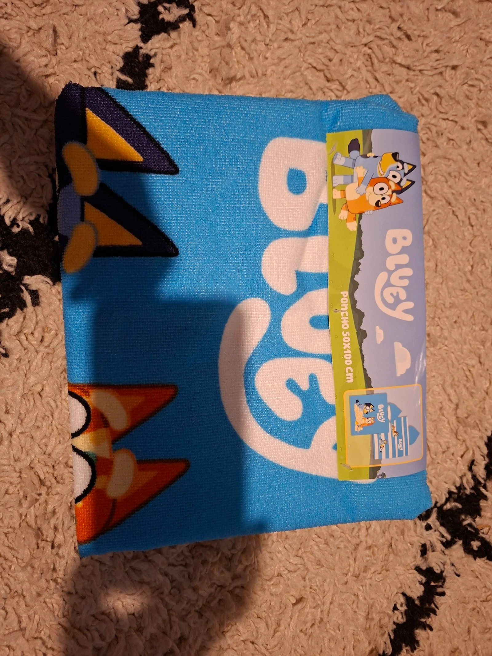Poncho – photo 2